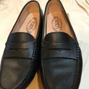 Tods driving moccasins